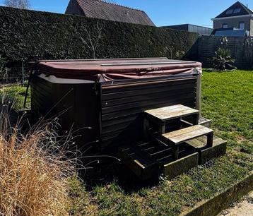 A vendre Jacuzzi One Dimension Spa 6 places, Enlèvement, Utilisé, Fixé