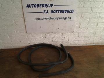 Portierrubber 4Deurs links-voor van een Volkswagen Golf beschikbaar voor biedingen