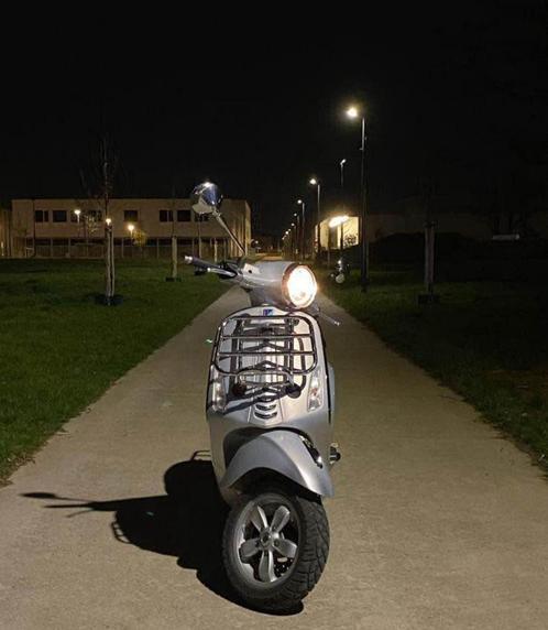 Vespa B klasse, Fietsen en Brommers, Scooters | Vespa, Zo goed als nieuw, Ophalen