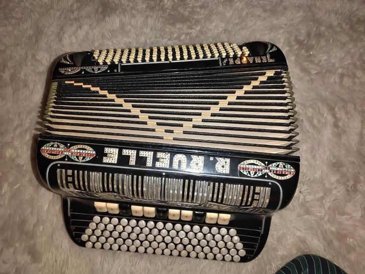 Accordéon chromatique à boutons PALLA – 120 basses, Musique & Instruments, Accordéons, Utilisé, Accordéon à boutons, 120 basses