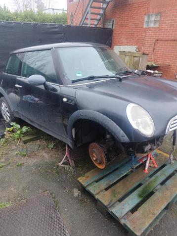 motorkap mini cooper beschikbaar voor biedingen