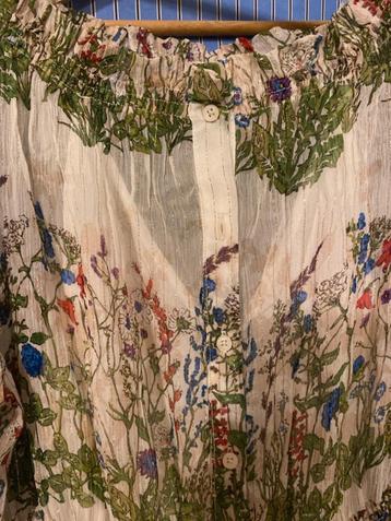 Cream Maje dress beautiful beschikbaar voor biedingen