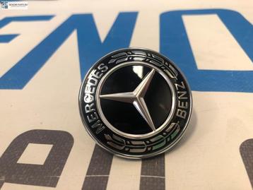 AMG MOTORKAP LOGO C63 E63 CLS63 GLC63 G63 GLE63 AMG ZWART OR beschikbaar voor biedingen