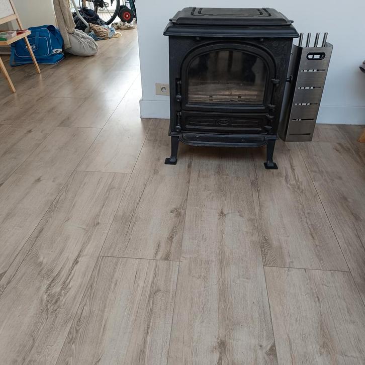 saey houtkachel door verhuis niet meer nodig, Huis en Inrichting, Kachels, Gebruikt, Houtkachel, Hout, Ophalen of Verzenden