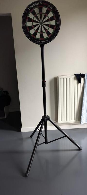 Darts standaard plus houten darts plaat + oche beschikbaar voor biedingen