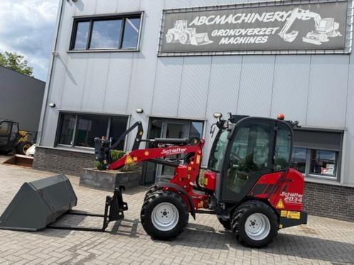 SCHAFFER 2034S SLECHTS 650U MINISHOVEL KNIKLADER AVANT GIANT, Zakelijke goederen, Machines en Bouw | Kranen en Graafmachines, Wiellader of Shovel