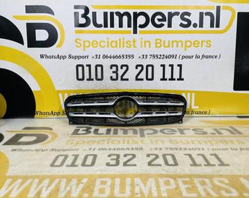 Grille Mercedes GLA Klasse W156 Normaal Bumper Grill 2-N3-98 beschikbaar voor biedingen