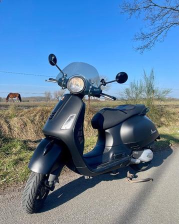 Vespa GTS Super Notte 125 cc Mat Zwart beschikbaar voor biedingen