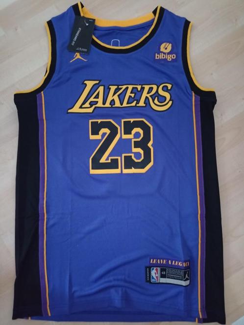 Los Angeles Lakers Jersey James maat: L, Sports & Fitness, Basket, Neuf, Vêtements, Envoi