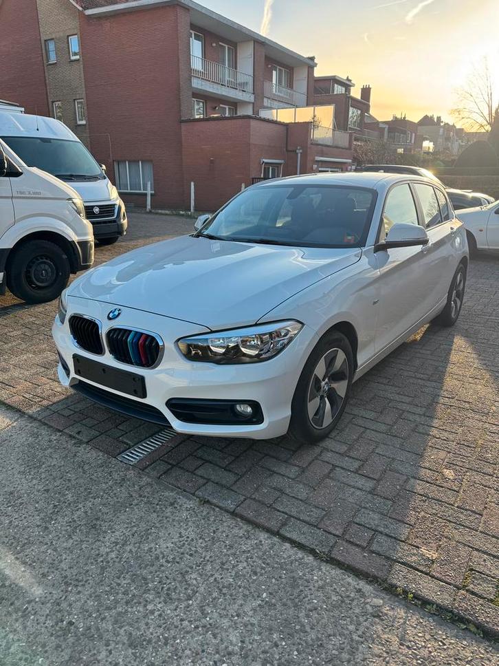 BMW 116i-serie Sport Line-editie, Auto's, BMW, Bedrijf, Te koop, 1 Reeks, ABS, Airbags, Airconditioning, Alarm, Bluetooth, Boordcomputer