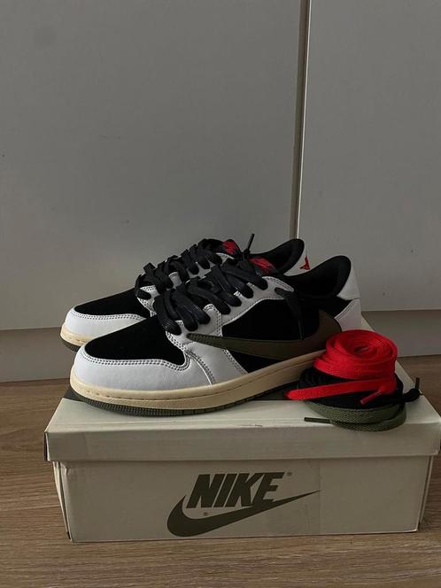 Travis Scott Air Jordan 1 Retro Low - Green Olive - 38, Kleding | Heren, Schoenen, Nieuw, Sneakers, Ophalen