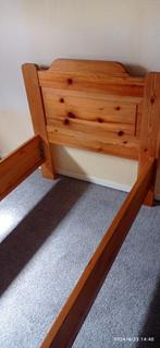Grenen bed, Huis en Inrichting, Slaapkamer | Complete slaapkamers, Ophalen, Gebruikt