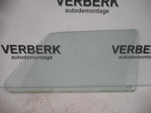 ZIJRUIT RECHTS ACHTER Opel Corsa A (01-1982/03-1993), Auto-onderdelen, Ruiten en Toebehoren, Opel, Gebruikt