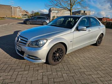 Mercedes C200D Avongarde automatique 150 km !