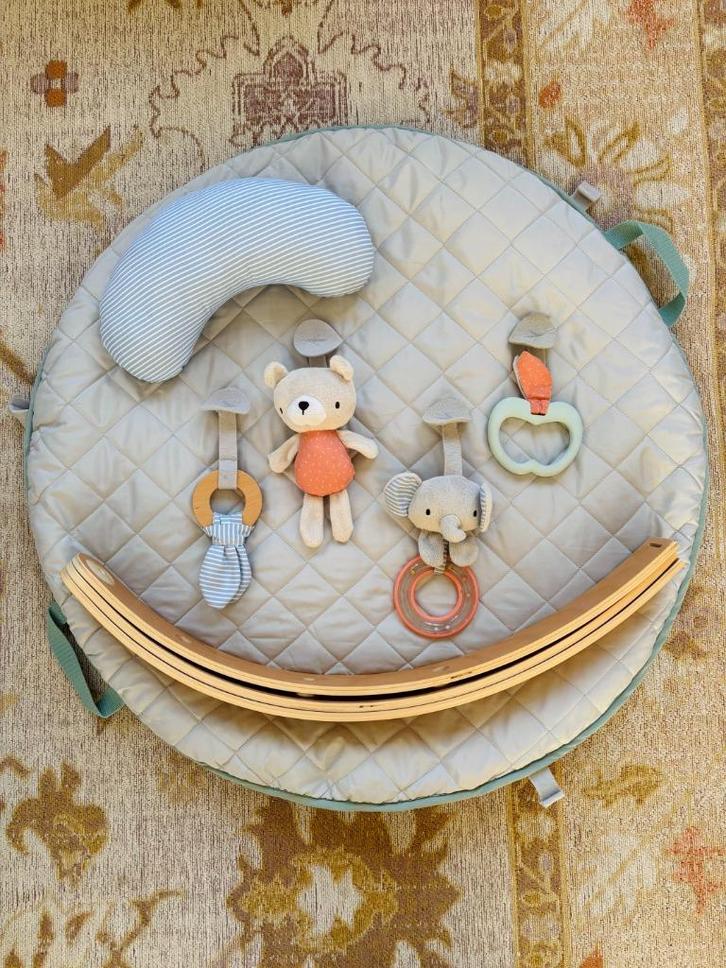 Houten speelboog met speelmat – inclusief 4 figuurtjes, Kinderen en Baby's, Speelgoed | Overig, Zo goed als nieuw, Jongen of Meisje