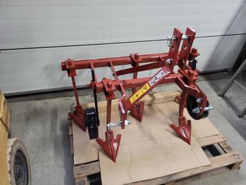 Mini vastetand cultivator 1.1 mtr beschikbaar voor biedingen