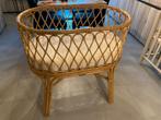 Rotan baby bedje nieuwstaat, Ophalen, Zo goed als nieuw