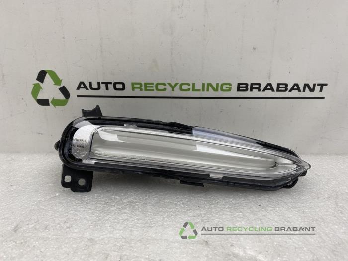 Feu clignotant droit d'un BMW I3, Autos : Pièces & Accessoires, Éclairage, Utilisé, 3 mois de garantie, Enlèvement ou Envoi