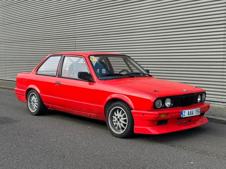 BMW E30 RALLYE / TRACKDAY 328i, Auto's, BMW, Particulier, 3 Reeks, Benzine, Handgeschakeld, Ophalen