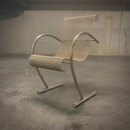 Sing Sing Sing chair by Shiro Kuramata, Maison & Meubles, Chaises, Utilisé, Une, Métal, Autres matériaux, Autres couleurs, Enlèvement