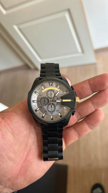 Diesel horloge zwart staal beschikbaar voor biedingen