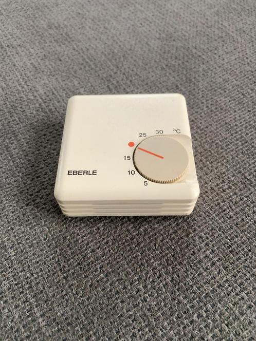 Ruimte Thermostaat EBERLE, Doe-het-zelf en Bouw, Thermostaten, Zo goed als nieuw, Ophalen