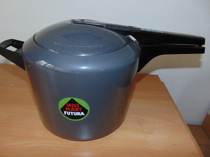 Snelkookpan Miss Mary Futura 7 liter nieuw, Huis en Inrichting, Keuken | Potten en Pannen, Nieuw, Kookpan of Snelkookpan, Inductieplaat