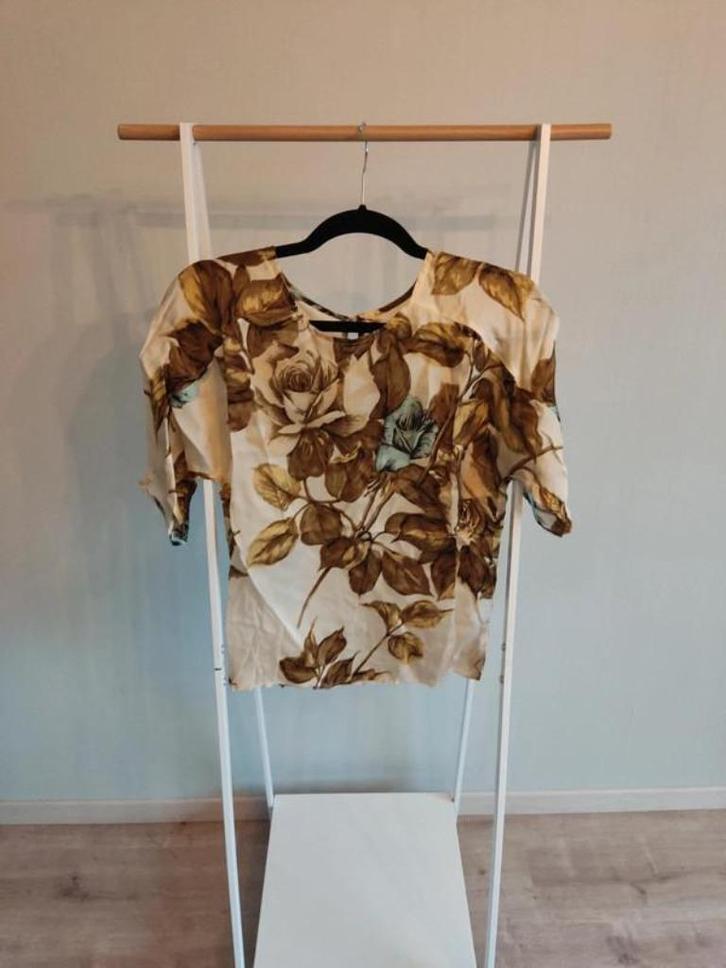 Blouse met korte mouwen Just in Case maat 38, Kleding | Dames, T-shirts, Zo goed als nieuw, Maat 38/40 (M), Beige, Ophalen of Verzenden