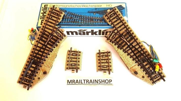 5137 MARKLIN HO - ELEKTRISCHE KORTE WISSELS OVP (D2100866), Hobby en Vrije tijd, Modeltreinen | H0, Zo goed als nieuw, Rails, Wisselstroom