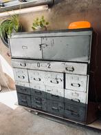 Vintage metalen ladekast, Huis en Inrichting, Kasten | Ladekasten, Ophalen, Gebruikt, 100 tot 150 cm, 5 laden of meer