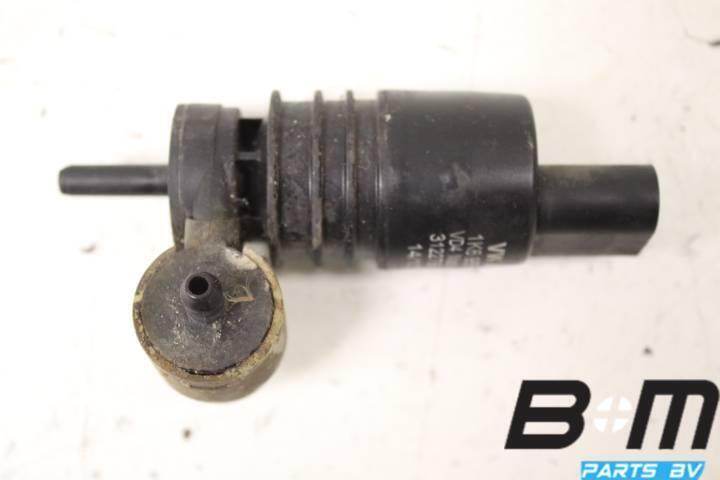 Ruitensproeierpomp VW Passat B6 1K6955651, Auto-onderdelen, Ruiten en Toebehoren, Gebruikt