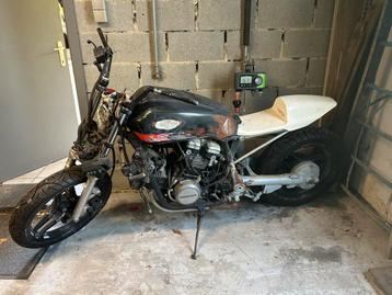 Honda vfr750 sabre beschikbaar voor biedingen