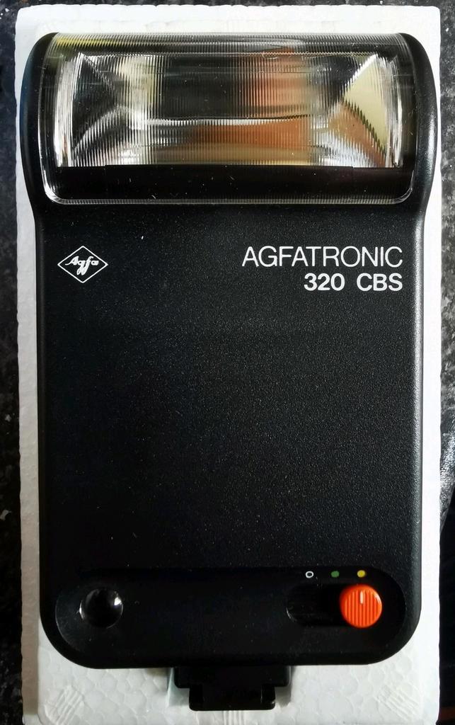 Agfatronic 320 CBS flits met origineel doosje +handleiding, Verzamelen, Foto-apparatuur en Filmapparatuur, Flitser, Ophalen of Verzenden