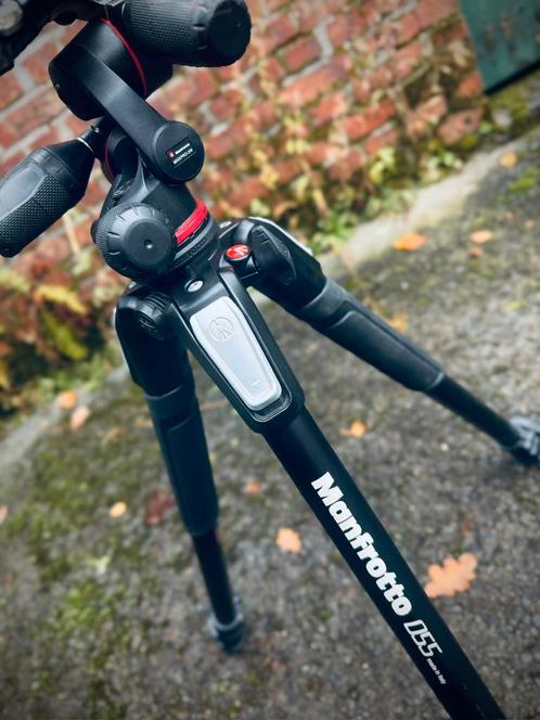 Manfrotto Aluminium Statief + Statiefkop (MK055XPRO3-3W), Audio, Tv en Foto, Fotografie | Statieven en Balhoofden, Zo goed als nieuw