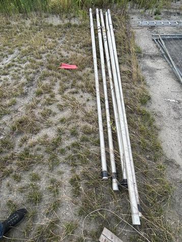Vlaggenstokken 5 stuks beschikbaar voor biedingen