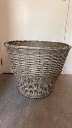 Grote rotan mand, Huis en Inrichting, Ophalen, Zo goed als nieuw