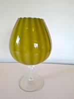 Groot vintage decoratief olijfgroen cognac glas, Ophalen of Verzenden, Zo goed als nieuw, Glas
