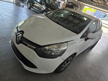 RENAULT CLIO 1.5 DCI MOD 2015/172.000 KM/PRIJS: 2.750€ beschikbaar voor biedingen