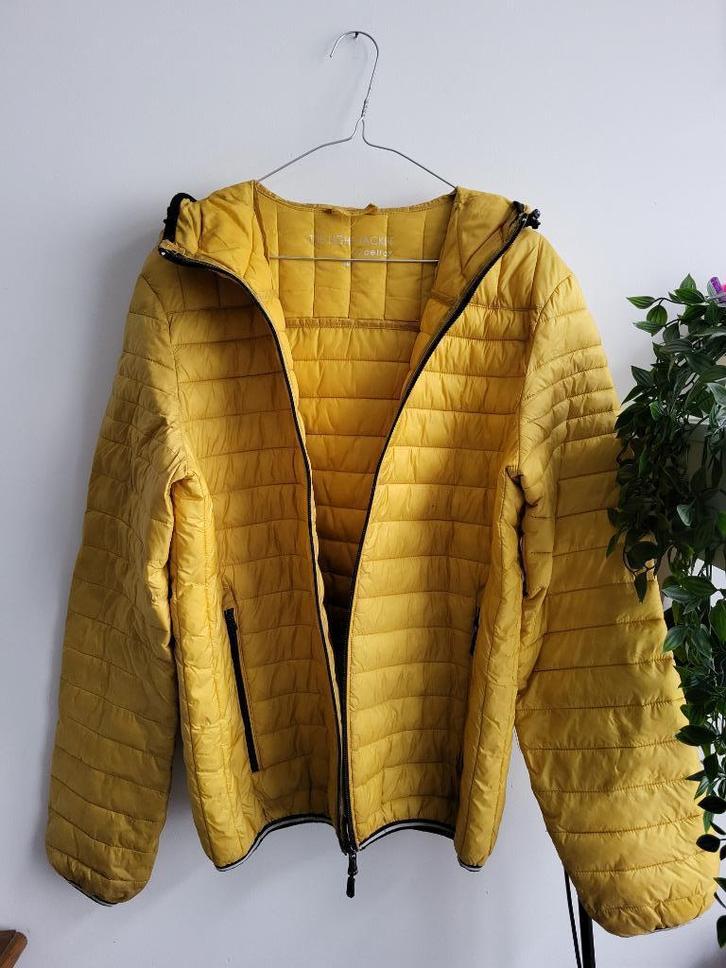 CELIO licht donsjack met capuchon voor heren, maat small, Kleding | Heren, Jassen | Winter, Gedragen, Maat 46 (S) of kleiner, Geel