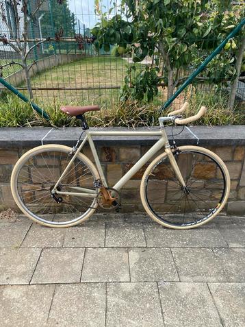 Leuke alu singlespeed beschikbaar voor biedingen