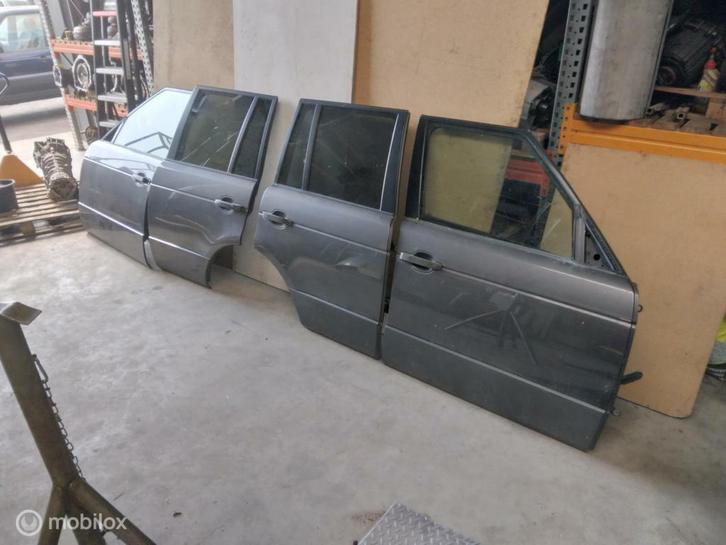 Deuren Range Rover L322 Vogue Portier Deur Grijs Zilver, Auto-onderdelen, Carrosserie, Deur, Land Rover, Gebruikt, Ophalen of Verzenden