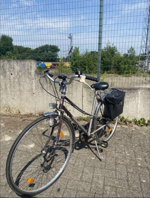 Zeer prachtigge fiets voor de zomer heel ideaal, Fietsen en Brommers, Fietsen | Heren | Herenfietsen, Zo goed als nieuw, Ophalen of Verzenden