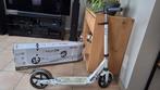 Witte scooter voor volwassenen. Decathlon Oxilo Town 7XL, Fietsen en Brommers, Steps, Zo goed als nieuw