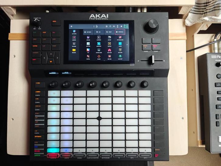 Akai Force, Muziek en Instrumenten, Samplers, Zo goed als nieuw, Ophalen