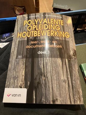 Polyvalente opleiding houtbewerking boek  beschikbaar voor biedingen