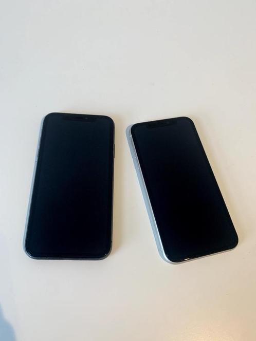 2 iPhone 11’s (wit & zwart) Samen €300, Telecommunicatie, Mobiele telefoons | Apple iPhone, Gebruikt, iPhone 11, Wit, Ophalen of Verzenden