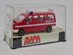 Bus de passagers des sapeurs-pompiers VW T4 - AWM 1/87, Hobby & Loisirs créatifs, Voitures miniatures | 1:87, Envoi, Comme neuf
