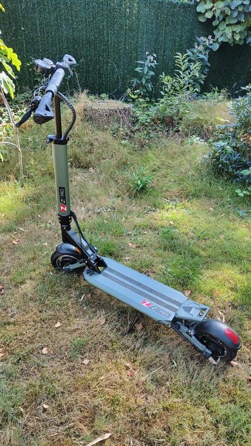 Elektrische step Z8 PRO merk ZERO, Fietsen en Brommers, Steps, Zo goed als nieuw, Elektrische step (E-scooter), Ophalen
