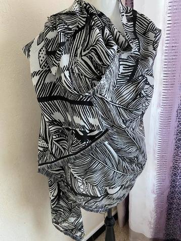 oversized sjaal — leaf/ramage style beschikbaar voor biedingen