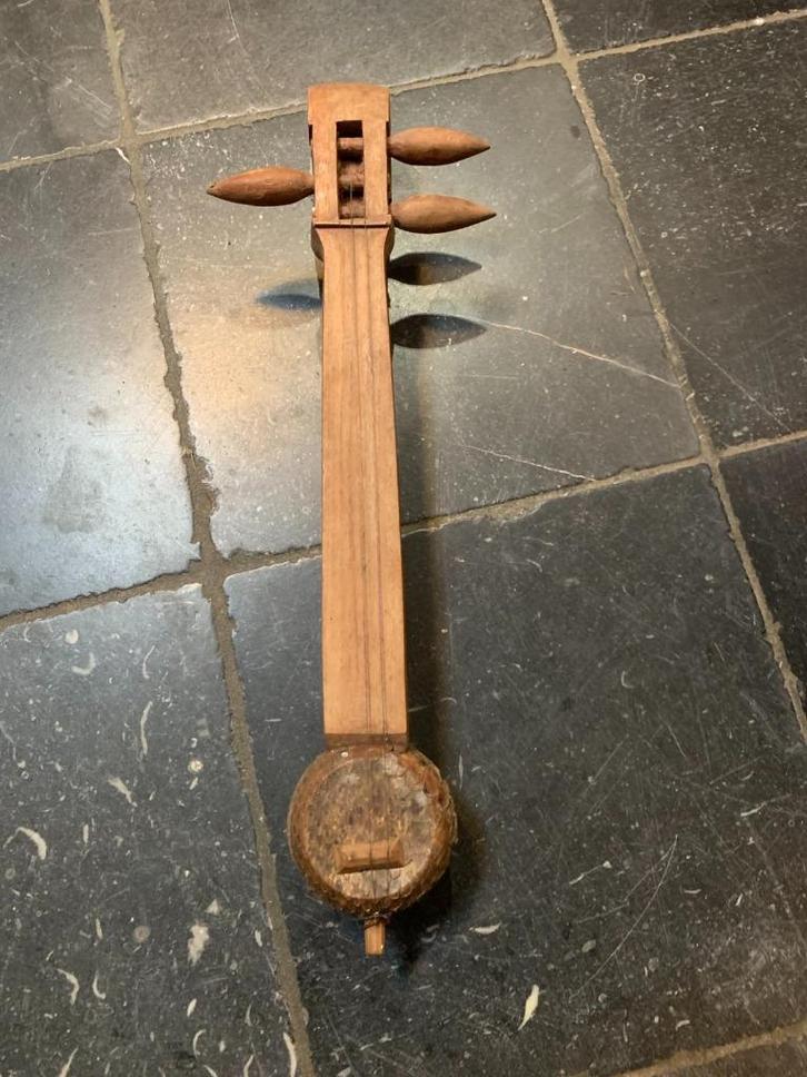 Traditioneel snaarinstrument (shamisen? ), Muziek en Instrumenten, Snaarinstrumenten | Overige, Gebruikt, Overige typen, Ophalen of Verzenden